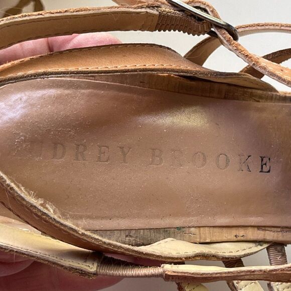 Audrey Brooke Sandel Wedges- Tan - Picture 6 of 6